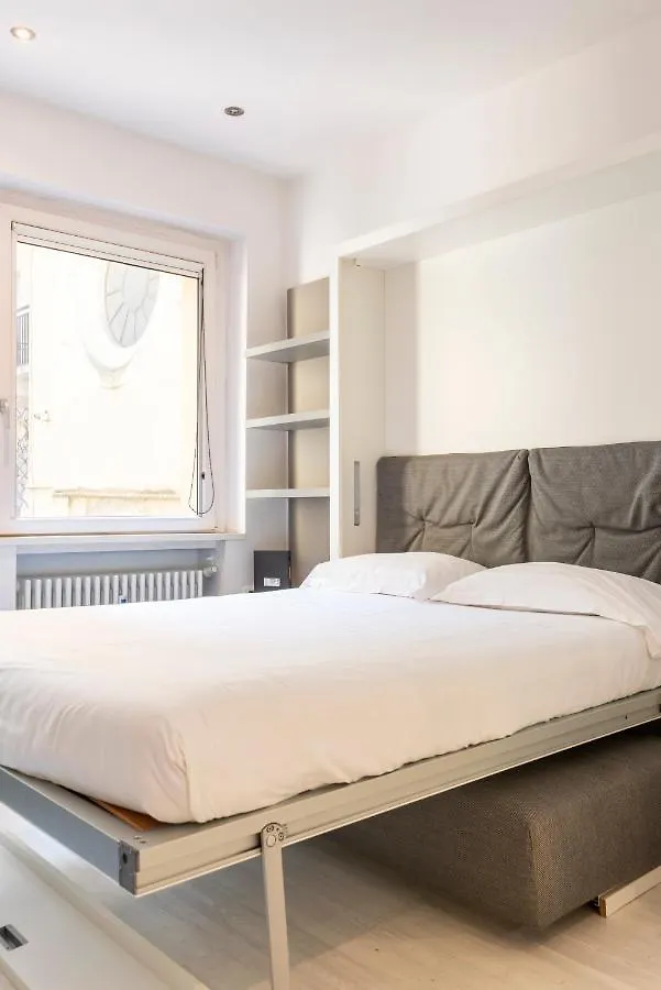 Apartment Fifty Eight Suite Milan Brera Studio